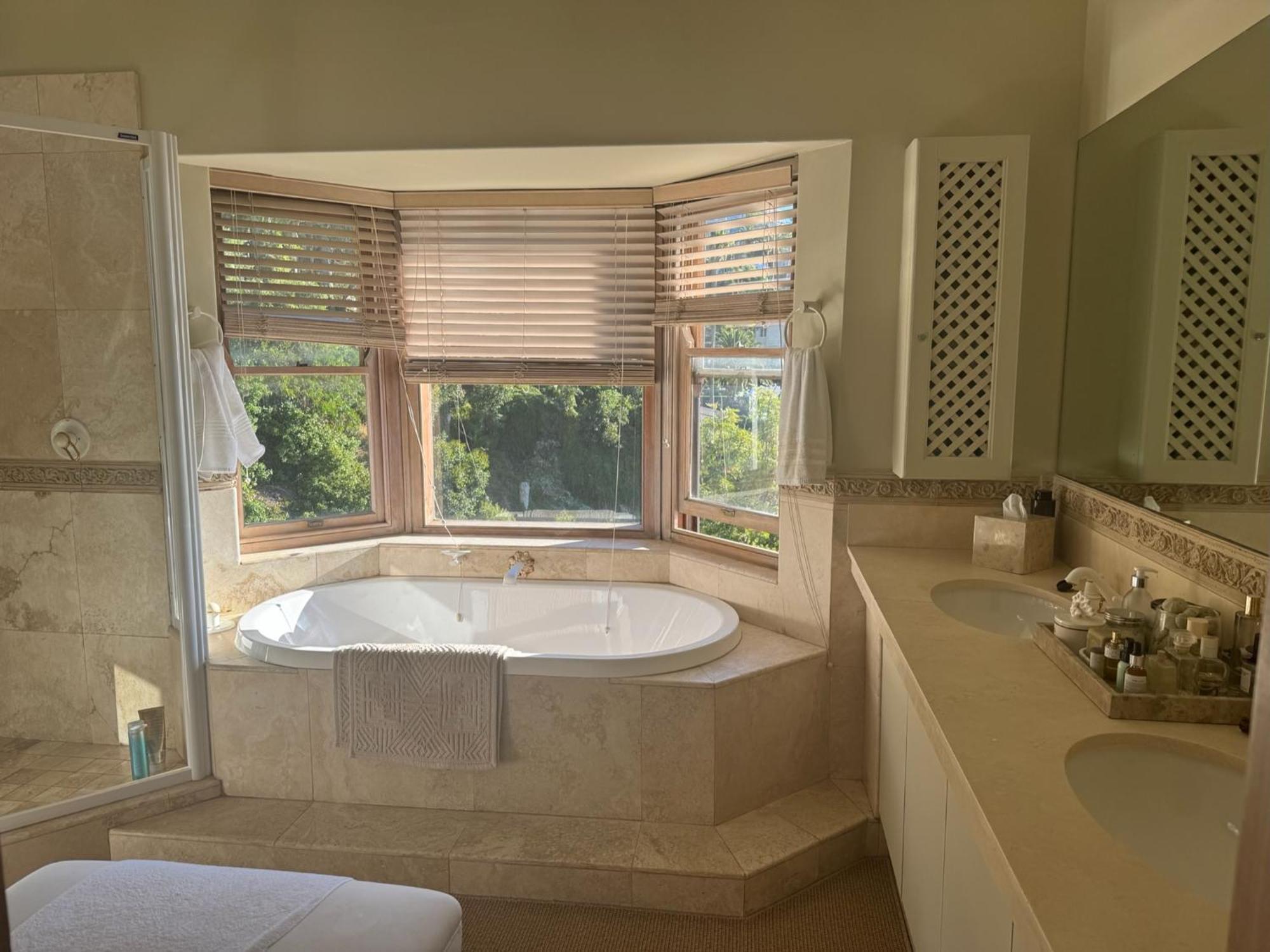 Villa Del Mar: Luxurious Sea View Suite in Bantry Bay Cape Town Exterior photo