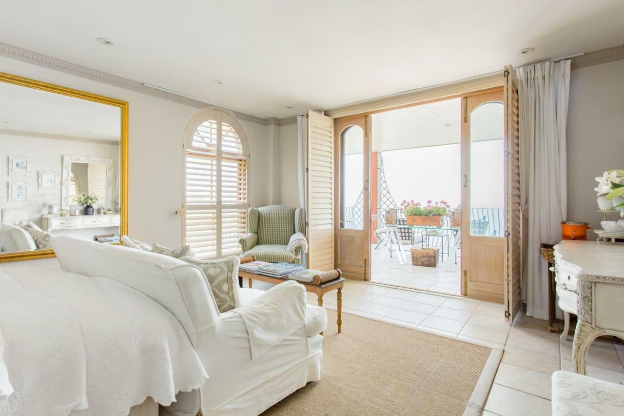 Villa Del Mar: Luxurious Sea View Suite in Bantry Bay Cape Town Exterior photo